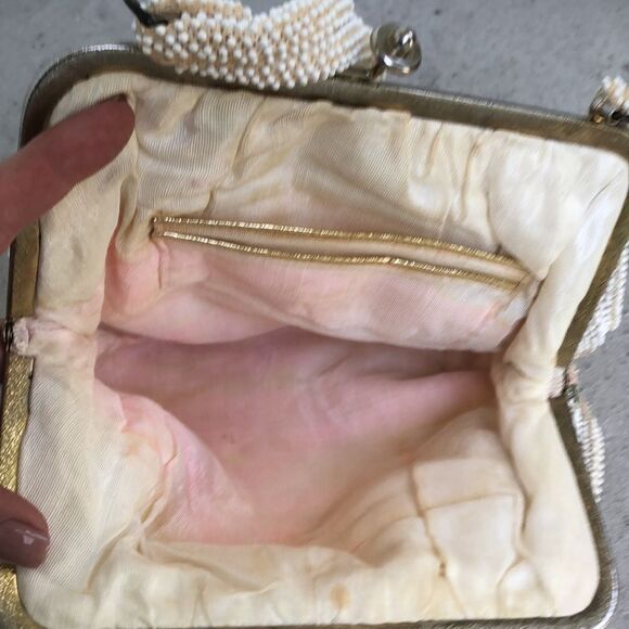 Vintage flower beaded bag NOT FOR SALE - Picture 5 of 6